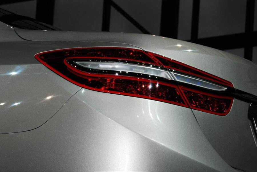  Hyundai Genesis Concept 2007 года  (фото 13 из 60)